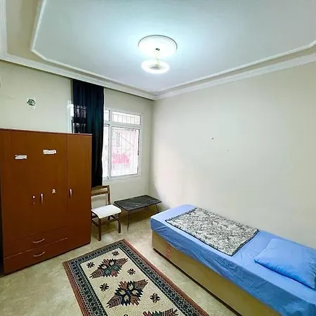 公寓 A Comfortable And Perfect Room. Bornova